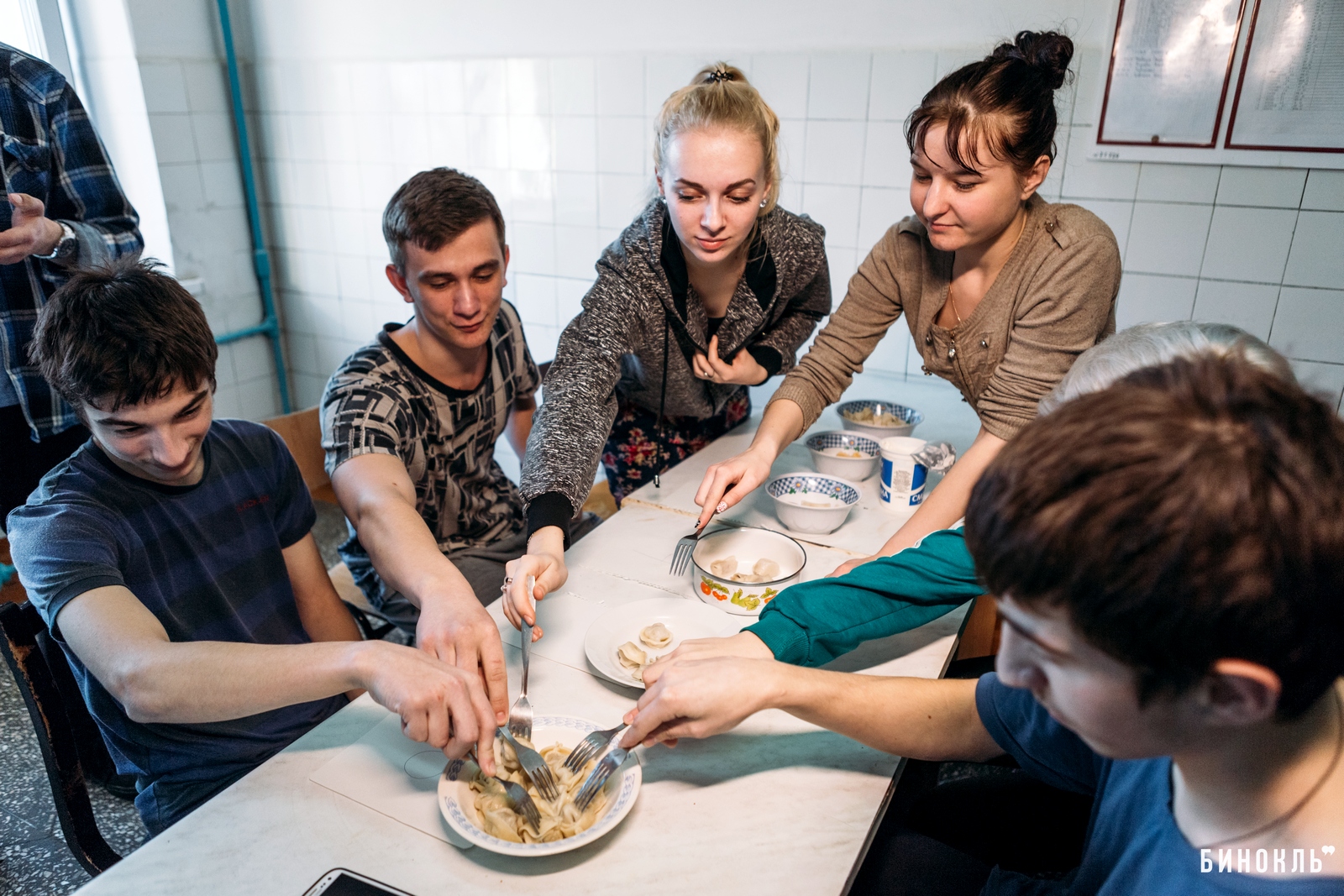 Пельмени студенческая свадьба. Студенты и пельмени.